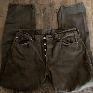Gorgeous deep browni vintage Levi’s 501 button front denim jeans